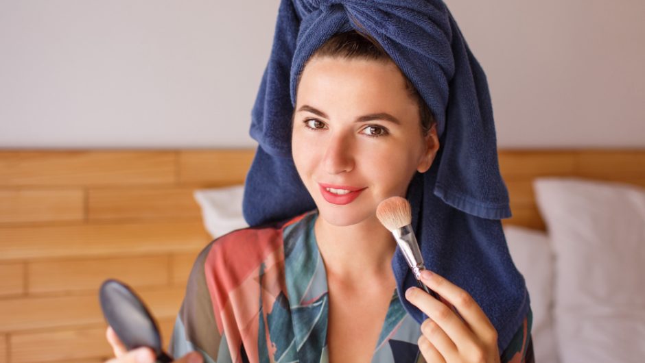 Cum să alegi între BB cream și fond de ten