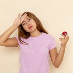 Cum să îți protejezi pielea de efectele negative ale stresului cotidian