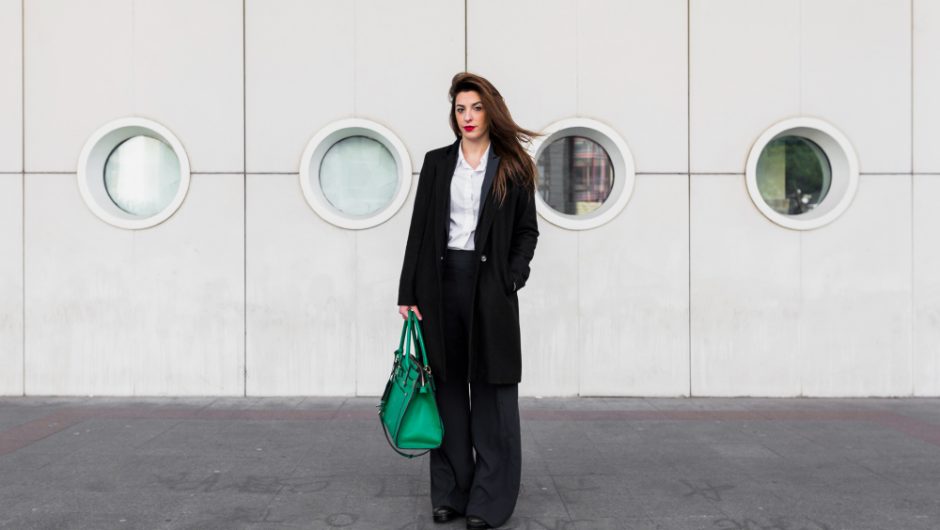 5 moduri de a purta sacoul oversized în 2025
