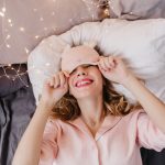 5 trucuri pentru a-ți îmbunătăți somnul și a te trezi mai odihnit
