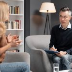 Mituri despre psihoterapie și depresie: ce este adevărat și ce trebuie demontat