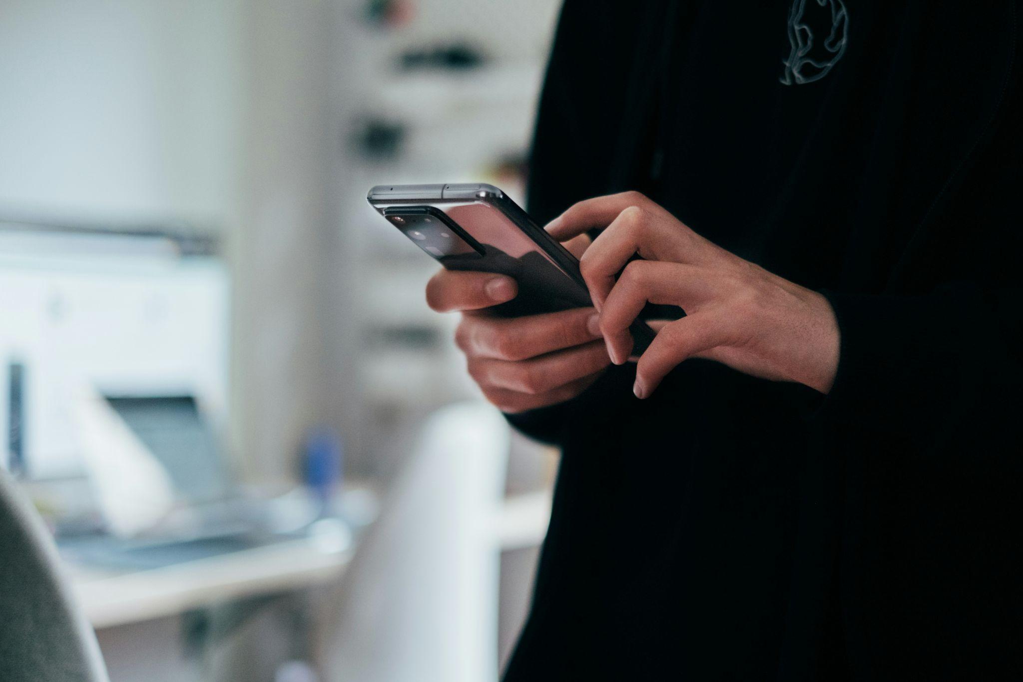 Gestionează inteligent gadget-urile: Ce poți face cu un telefon vechi